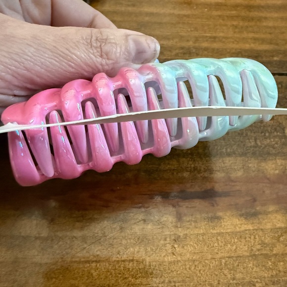 Set of 4 mermaid 🧜‍♀️ hair clips - Picture 5 of 7